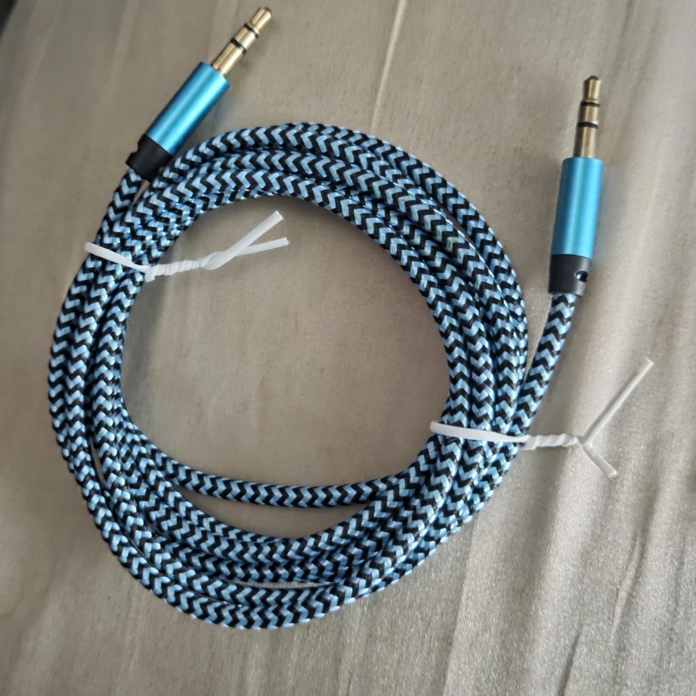 Braided 3.5mm Auxiliary Audio Cable — Blue, Green, Purple, Pink